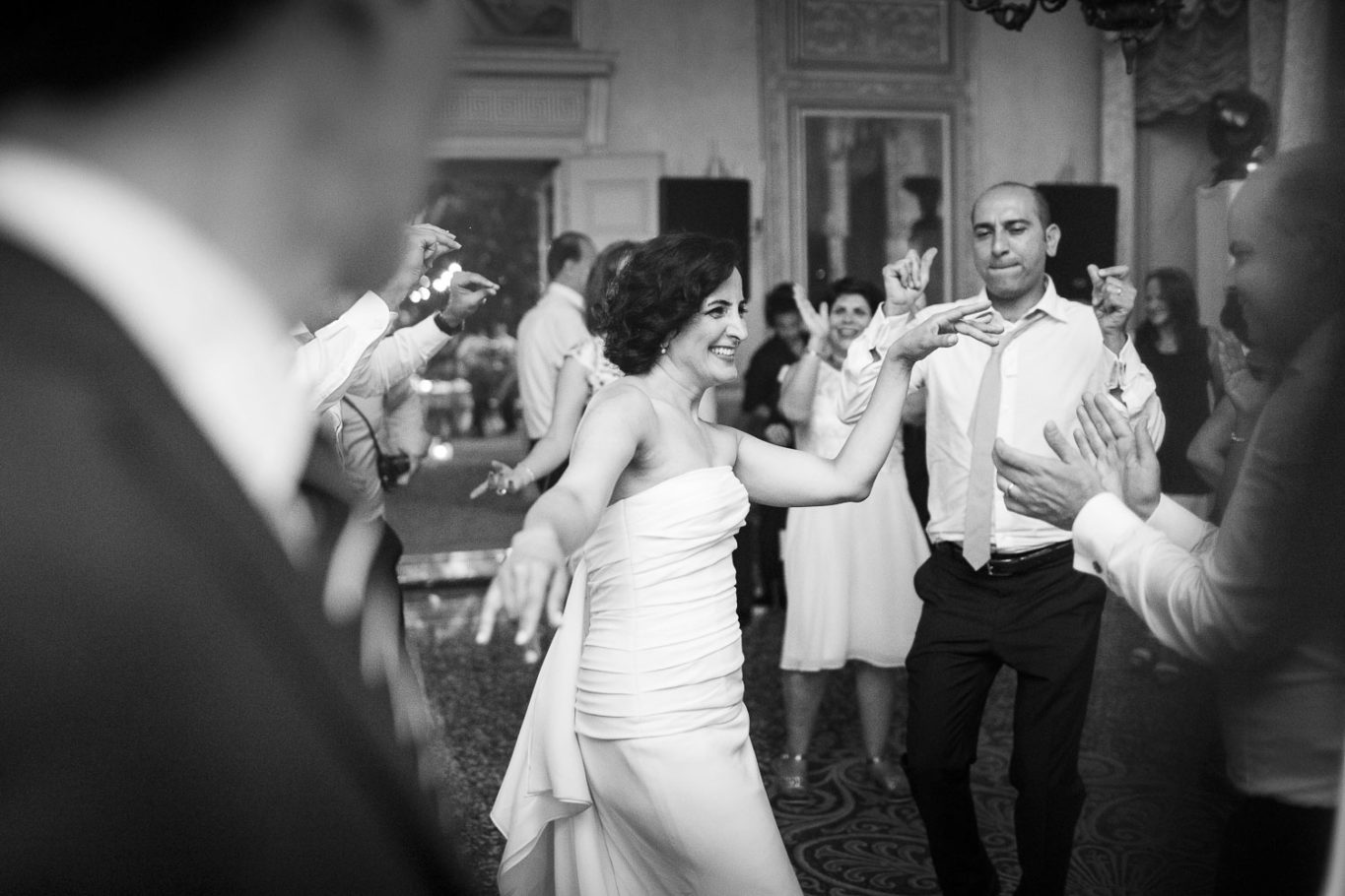 Destination Wedding Photographer Lake Como,Villa Pizzo Lombardia