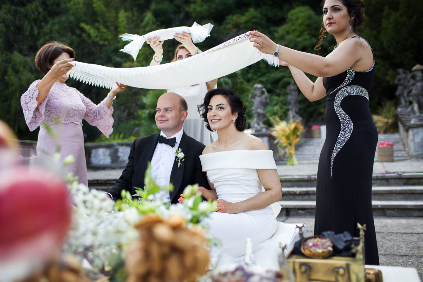 Destination Wedding Photographer Lake Como,Villa Pizzo Lombardia