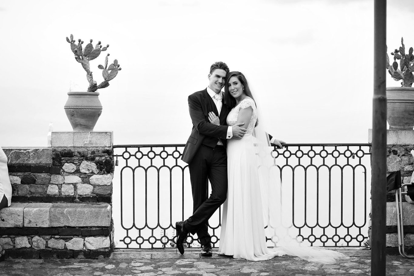 Wedding Photographer Taormina Castelmola, Sicily