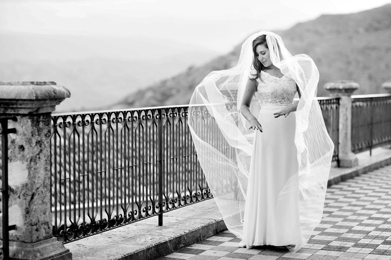 Wedding Photographer Taormina Castelmola, Sicily