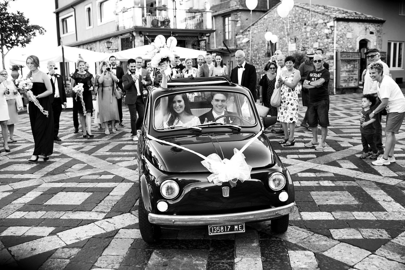 Wedding Photographer Taormina Castelmola, Sicily