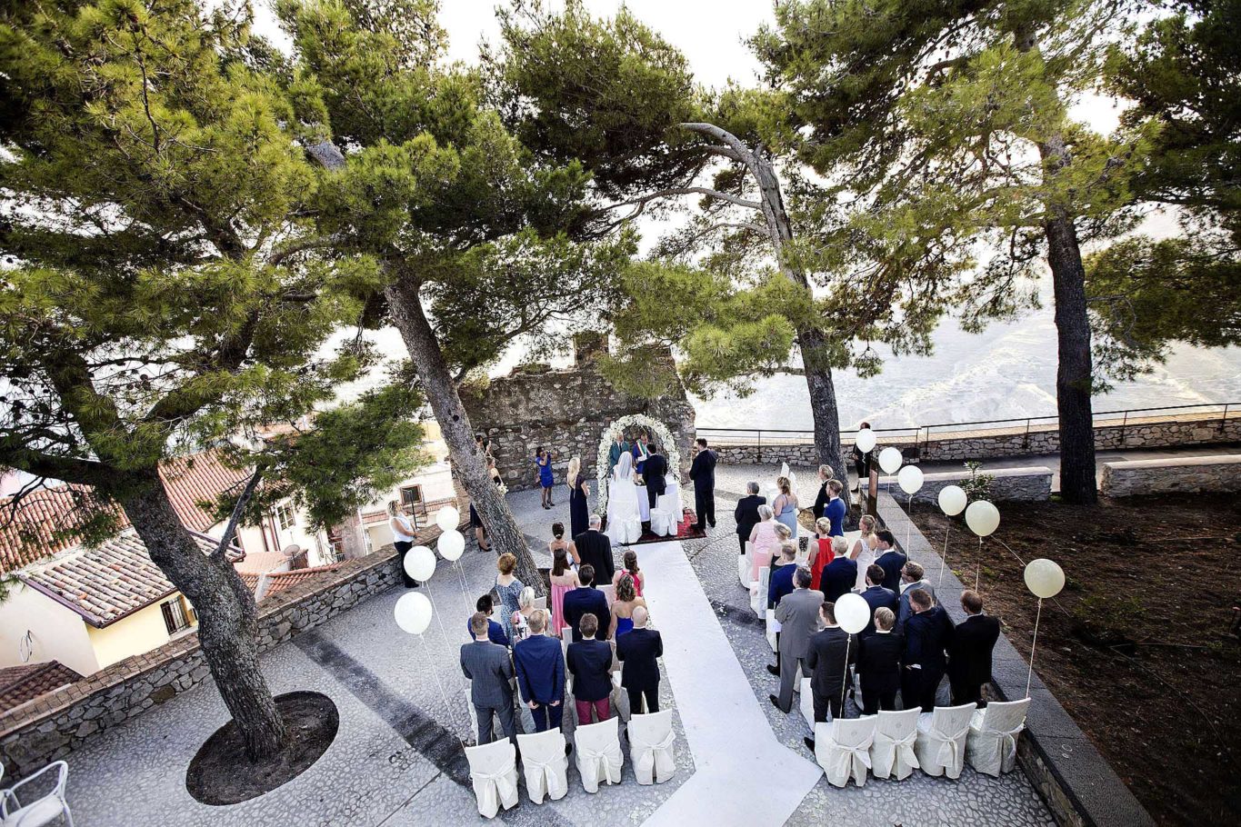 Wedding Photographer Taormina Castelmola, Sicily